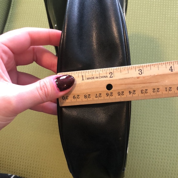 Banned Apparel Bastet/Sphinx Cat Round Purse Shoulder Bag - Picture 9 of 9